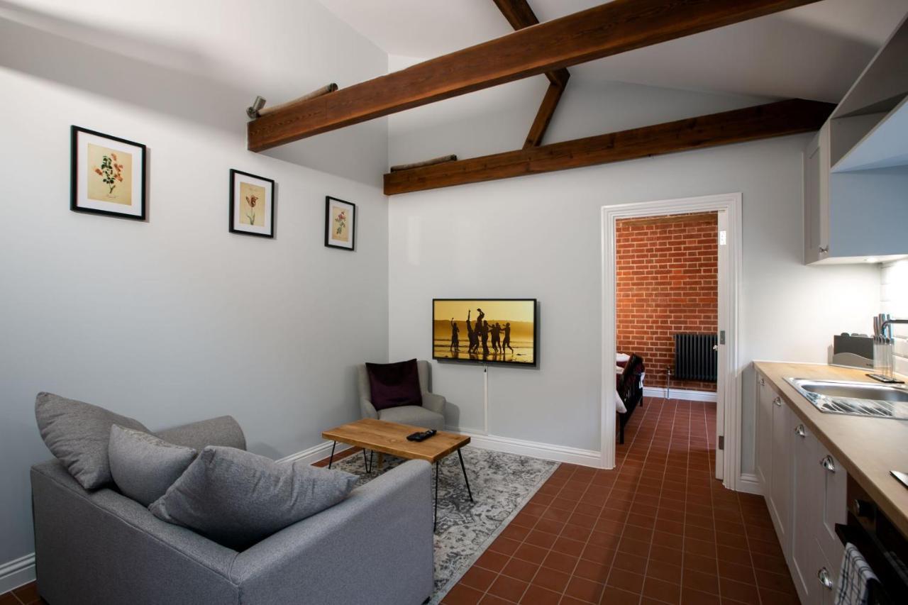Accommodation At Salomons Estate Royal Tunbridge Wells Exteriör bild
