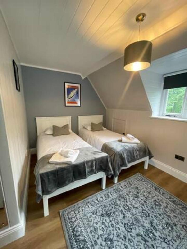 Accommodation At Salomons Estate Royal Tunbridge Wells Exteriör bild