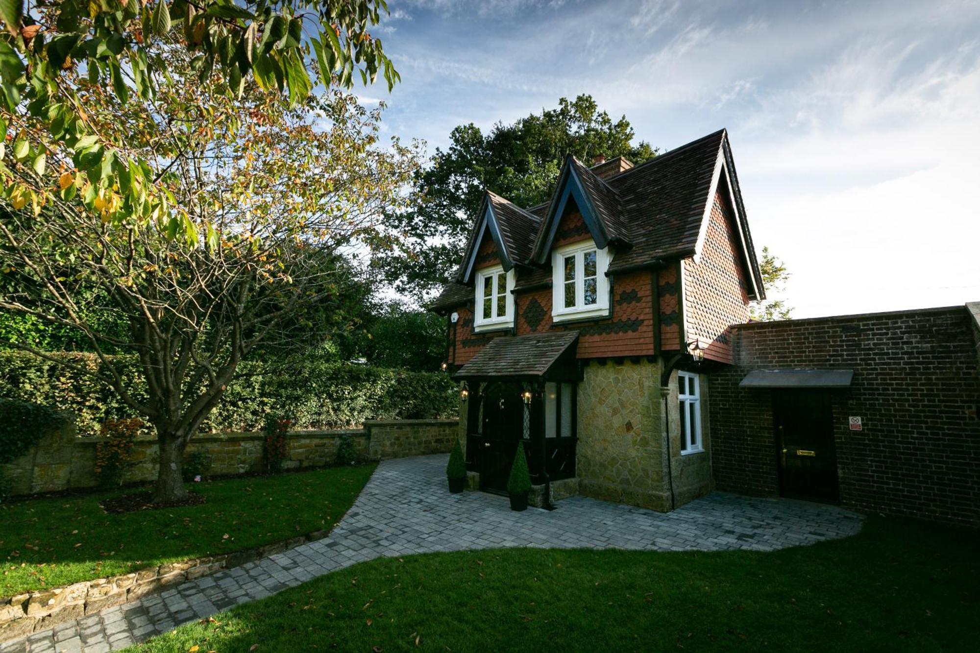 Accommodation At Salomons Estate Royal Tunbridge Wells Exteriör bild