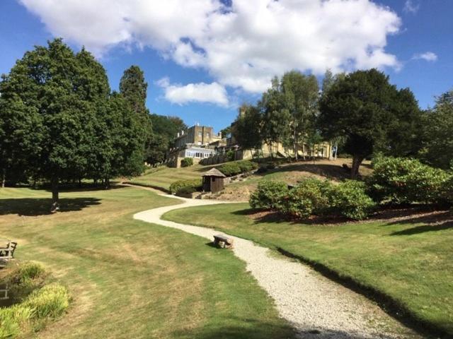 Accommodation At Salomons Estate Royal Tunbridge Wells Exteriör bild