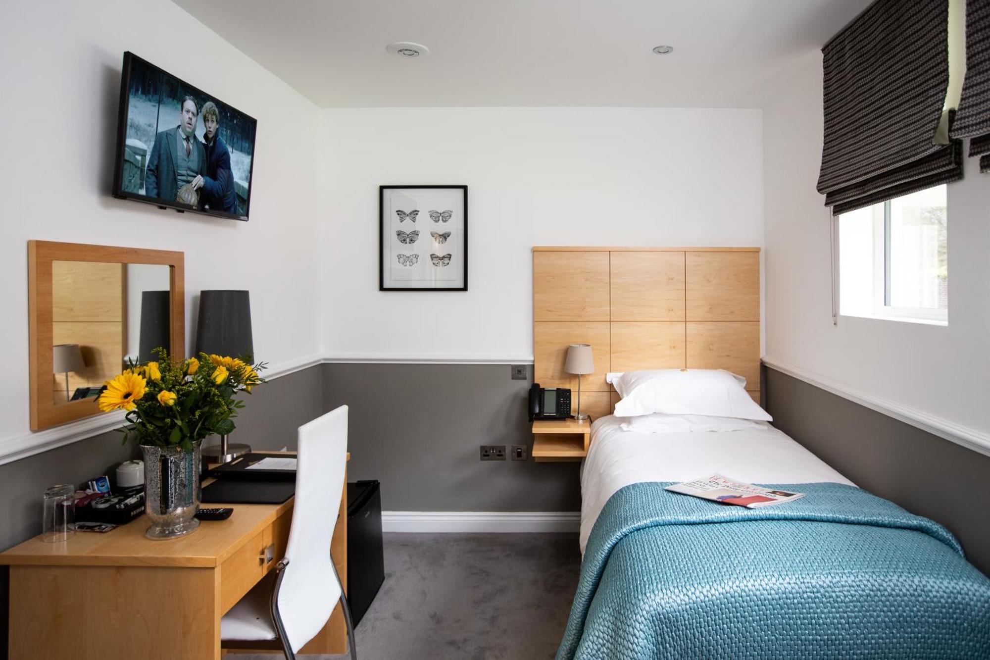 Accommodation At Salomons Estate Royal Tunbridge Wells Exteriör bild